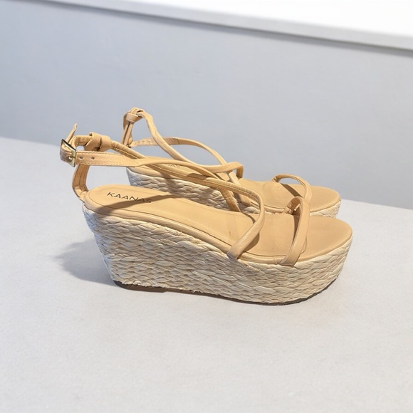 REVOLVE- Kaanas Colon Wedge in Vanilla size 9 - Picture 4 of 6